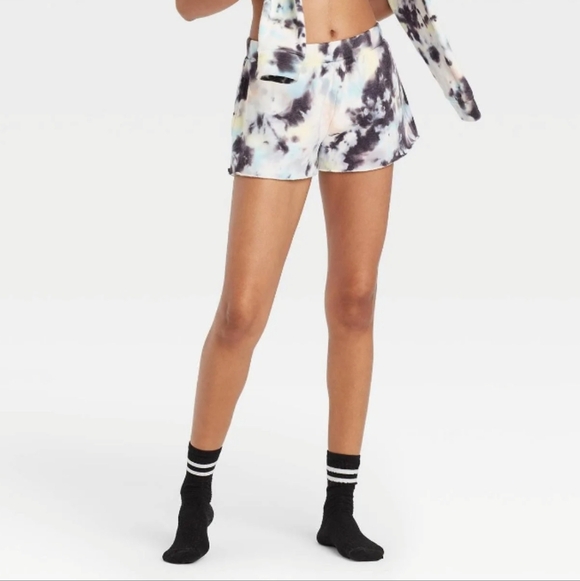 Colsie Other - Colsie Tie Dye Comfy Shorts